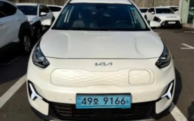 인천저렴한중고차 니로 플러스 EV 어스 매물 사진 12 - 2022/10 183,847km
